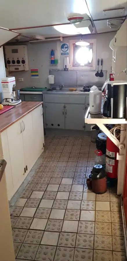Kjøleskip til salgs