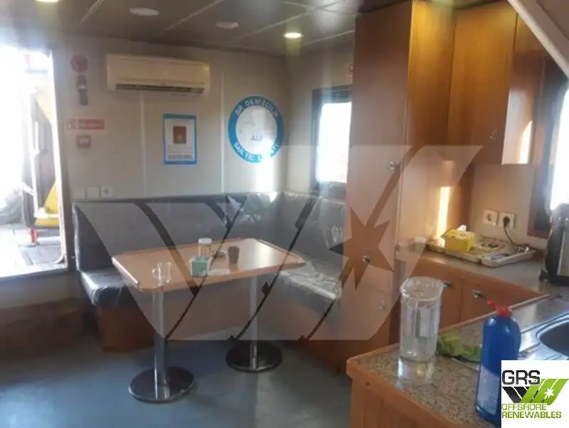 Arbeidsbåter til salgs