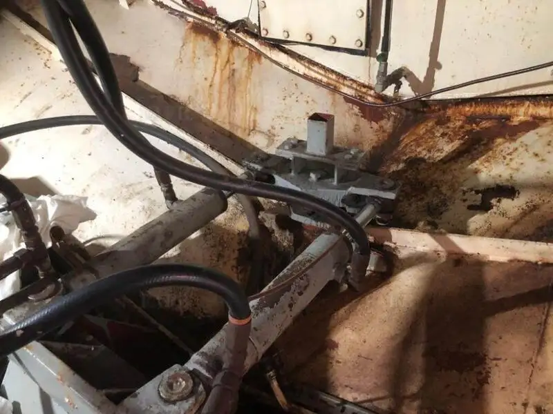 Arbeidsbåter til salgs