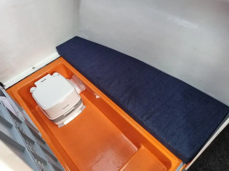 Containerskip til salgs