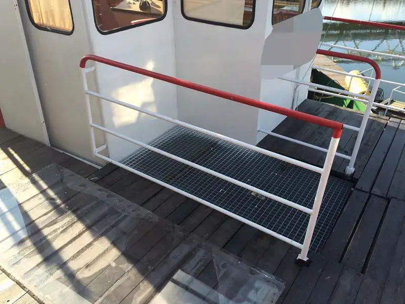 Containerskip til salgs