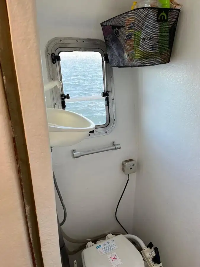 Arbeidsbåter til salgs