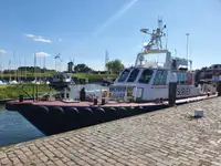 Patruljebåt til salgs