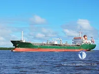 Olje-/kjemikalietanker til salgs
