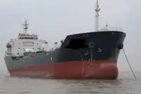 Oil/Chemical tanker til salgs