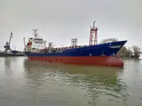 Oil/Chemical tanker til salgs