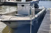 Arbeidsbåter til salgs