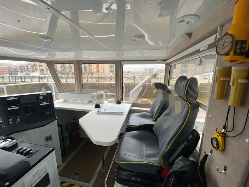 Arbeidsbåter til salgs