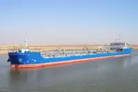 Oil/Chemical tanker til salgs