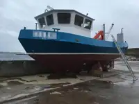Arbeidsbåter til salgs