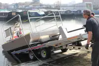 Containerskip til salgs