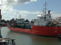 Landingsfartøy, tank til salgs