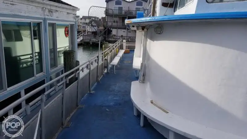 Katamaran til salgs