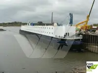Containerskip til salgs