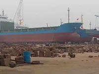 Containerskip til salgs
