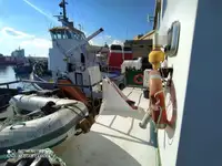 Arbeidsbåter til salgs