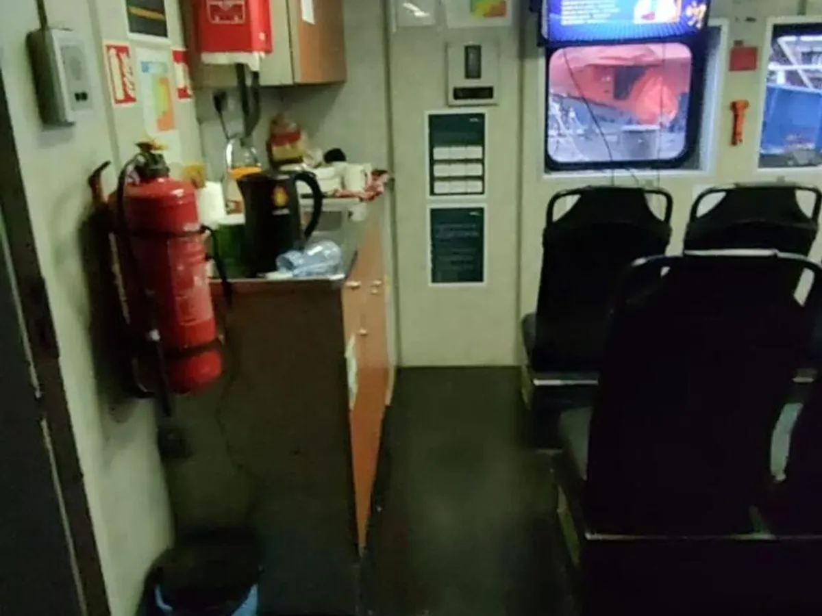 Mannskapsbåt til salgs