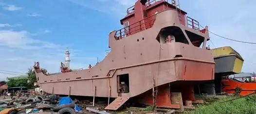 Landingsfartøy, tank til salgs