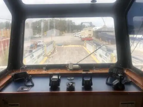 Mannskapsbåt til salgs