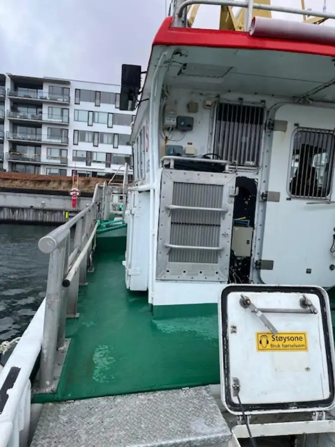 Patruljebåt til salgs