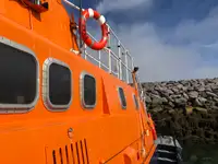 Livbåt til salgs