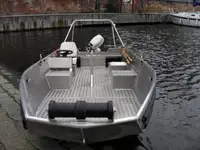 Patruljebåt til salgs