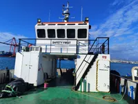 Containerskip til salgs