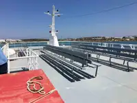 Landingsfartøy, tank til salgs