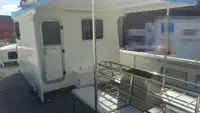 Arbeidsbåter til salgs