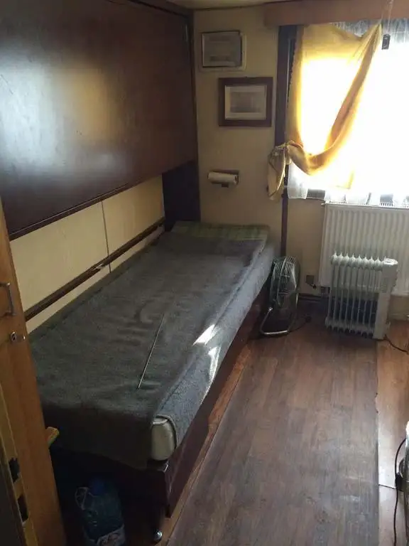 Containerskip til salgs