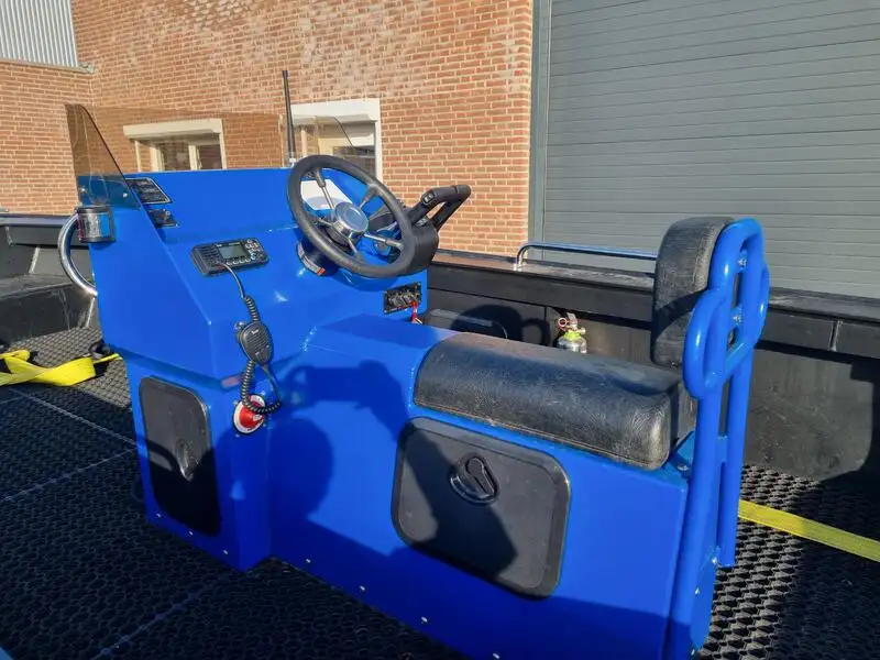 Containerskip til salgs