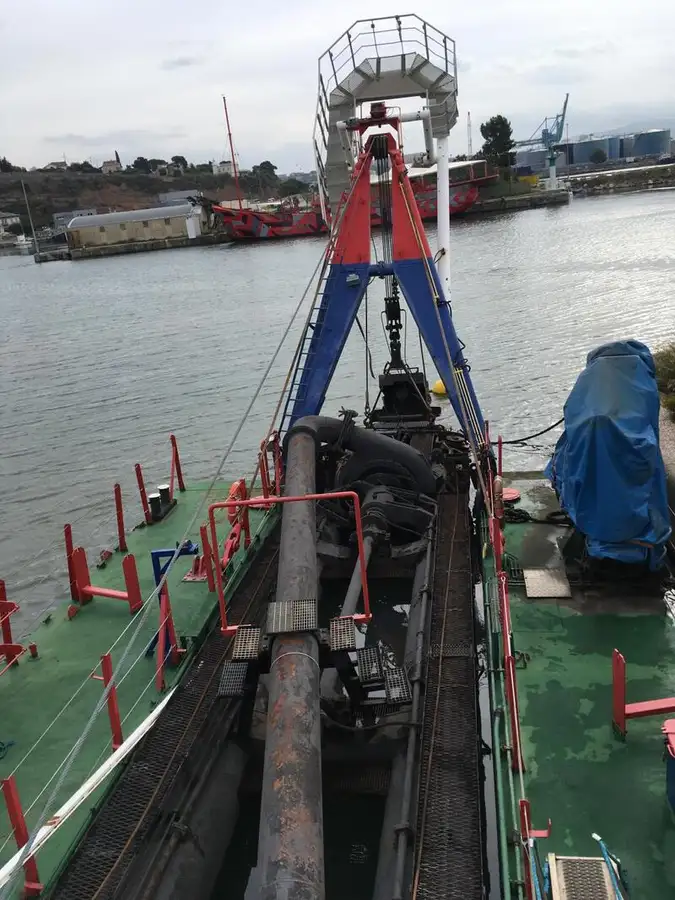 Dredge til salgs