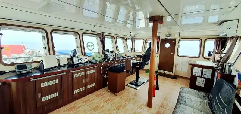 Landingsfartøy, tank til salgs
