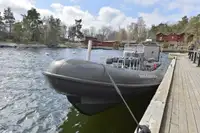 Stivt oppblåsbart fartøy til salgs