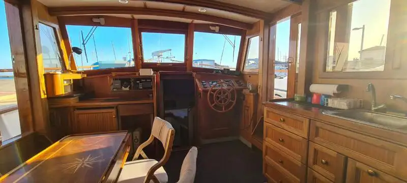 Olje-/kjemikalietanker til salgs
