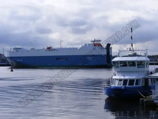 Bulk carrier for sale