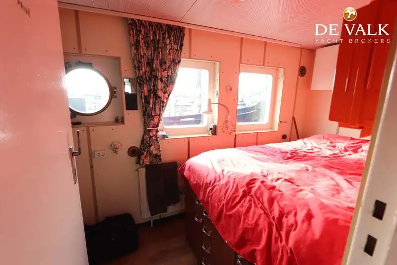 Flytende hotell til salgs