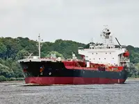 Oil/Chemical tanker til salgs