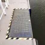 Patruljebåt til salgs