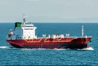 Oil/Chemical tanker til salgs