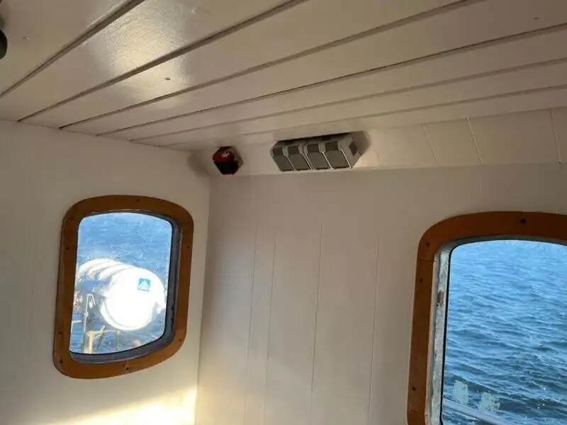 Arbeidsbåter til salgs