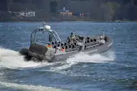 Stivt oppblåsbart fartøy til salgs