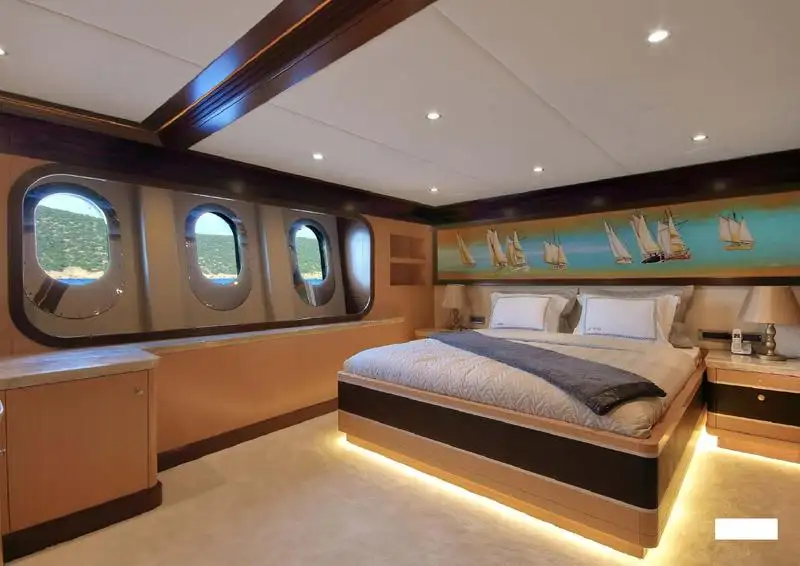 Yacht til salgs