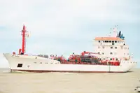 Oil/Chemical tanker til salgs