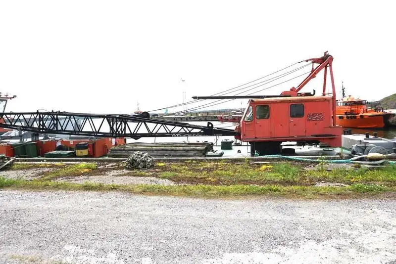 Kranfartøy til salgs