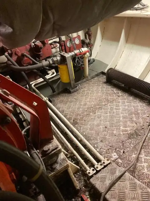Arbeidsbåter til salgs