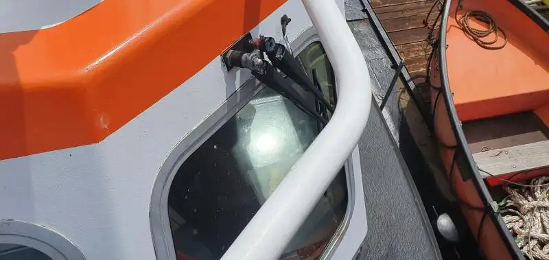 Patruljebåt til salgs