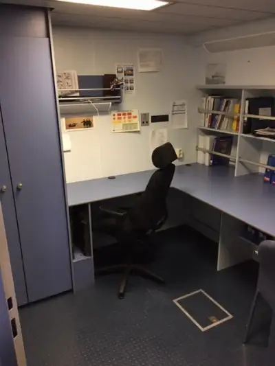 Patruljebåt til salgs