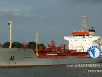 Olje-/kjemikalietanker til salgs
