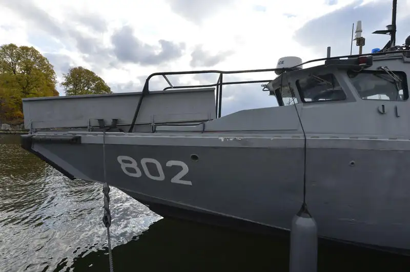 Marine/militære fartøyer til salgs